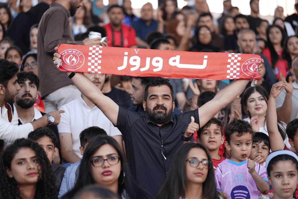 Newroz SC supporters moment 8
